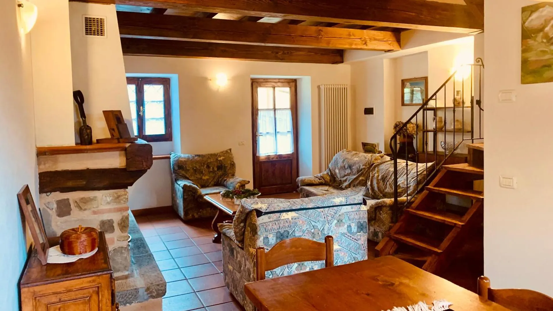 فيلا Holiday House Casini Di Corte Corfino إيطاليا